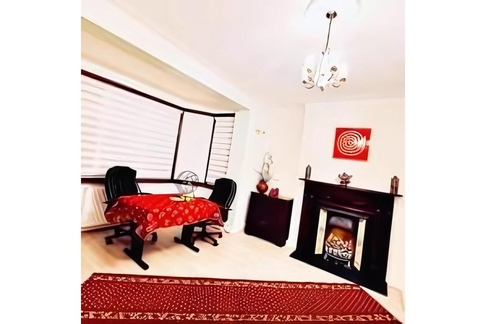 Beautiful Double En-Suite Room, Separate Entrance, Ilford, Central Line Gants Hill, Free Parking Eksteriør bilde